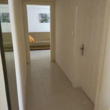 Apartment светлая с отдельной кухней и ванной 1+1 *