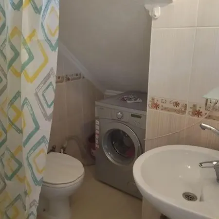 светлая с отдельной кухней и ванной 1+1 Apartment